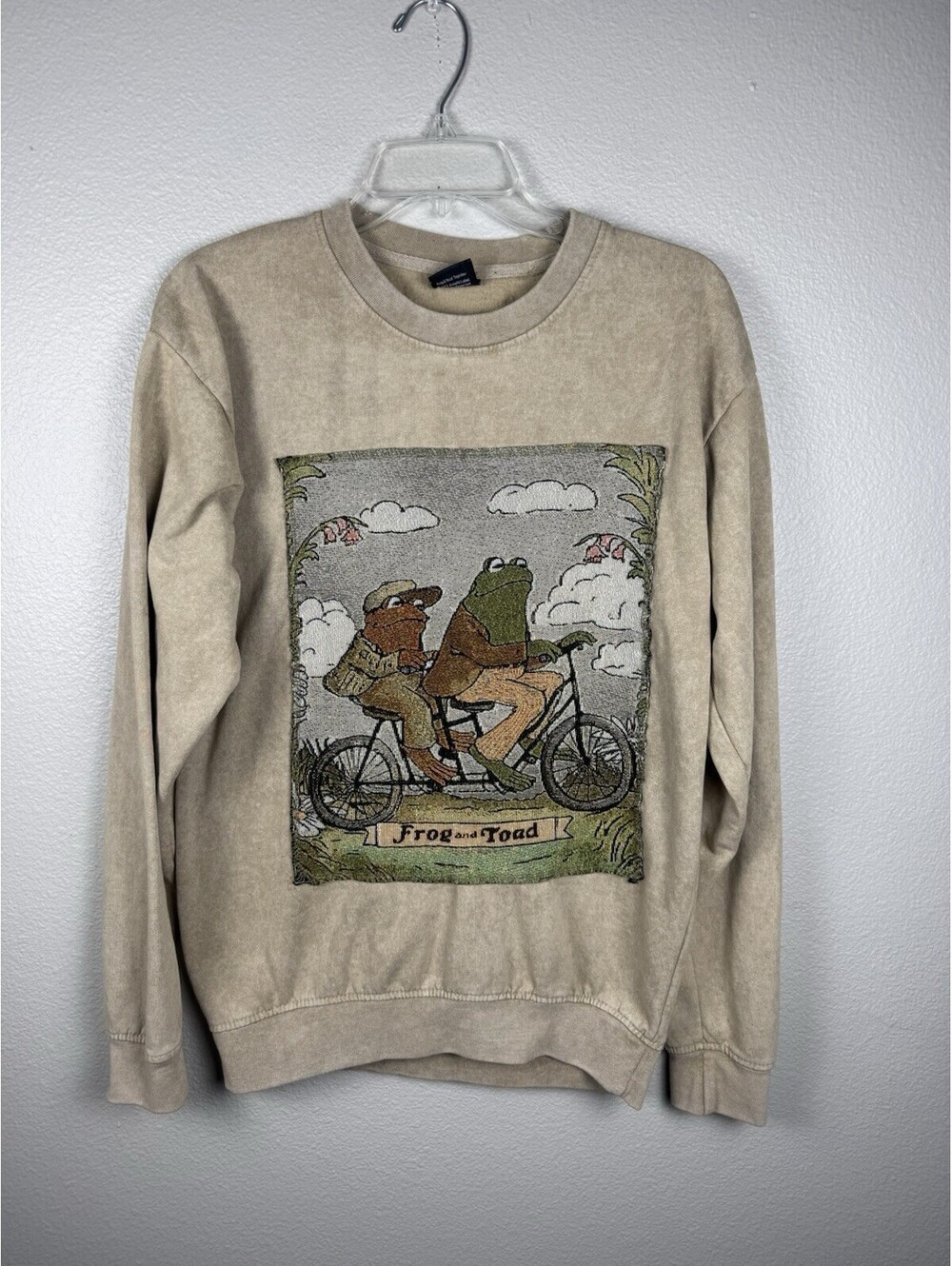 Frog And Toad Tapestry Sweatshirt Mens S Beige Crewneck Long sleeve Cottagecore